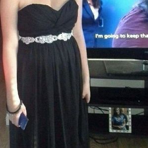 Black prom dress